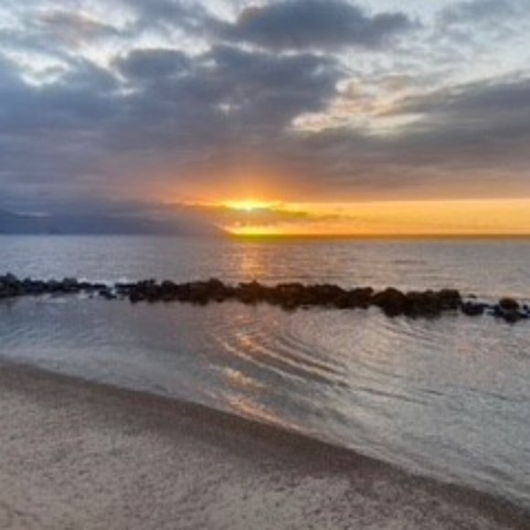 Meet your Posher, Kir - Picture 1 of 1